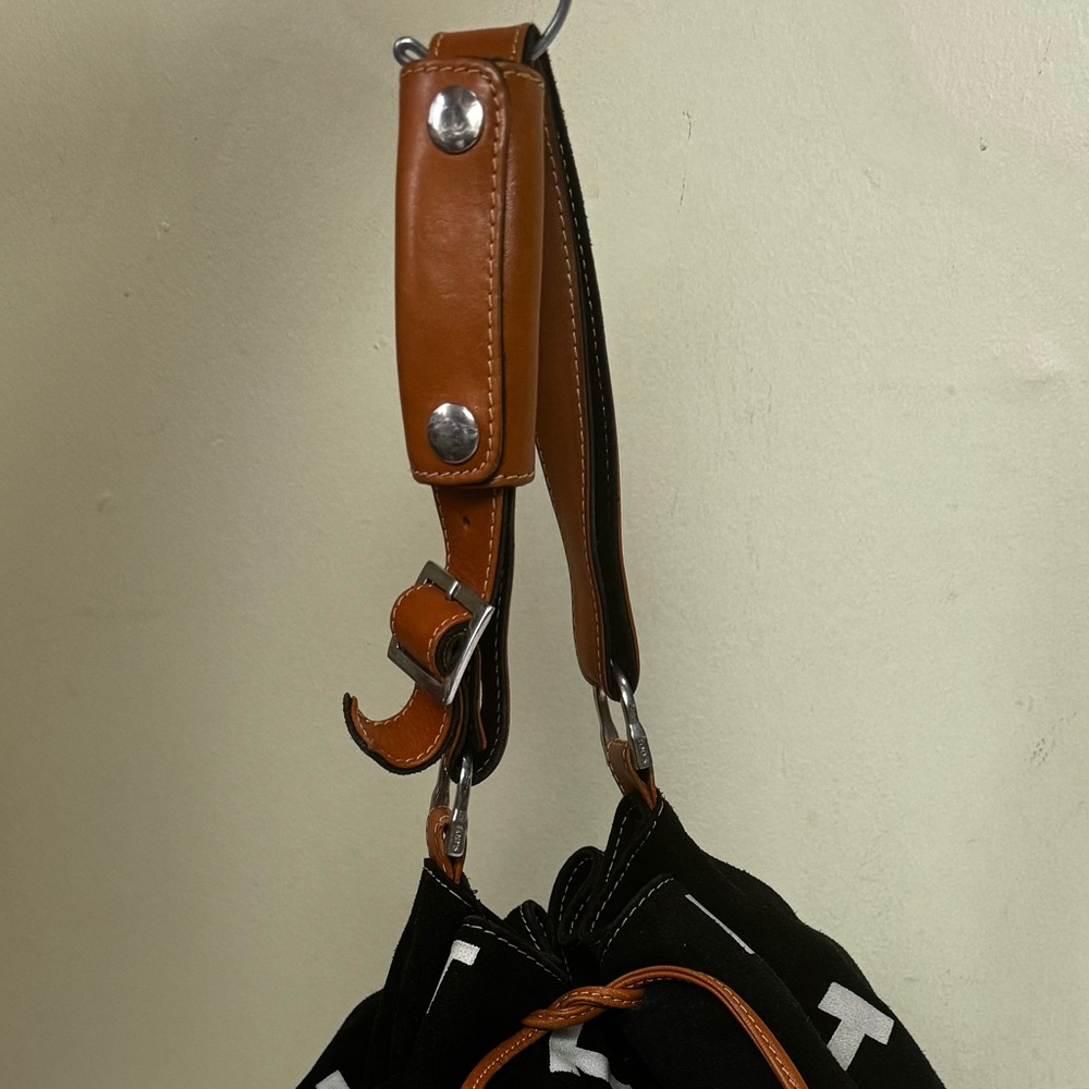 Tod’s T Logo Tassels Bucket Hobo Bag Leather Camel Suede Drawcord Luxury Preppy - Picture 15 of 16